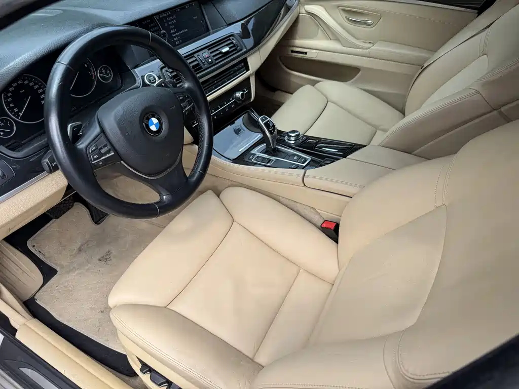BMW 5 Series 2012 — фото 7