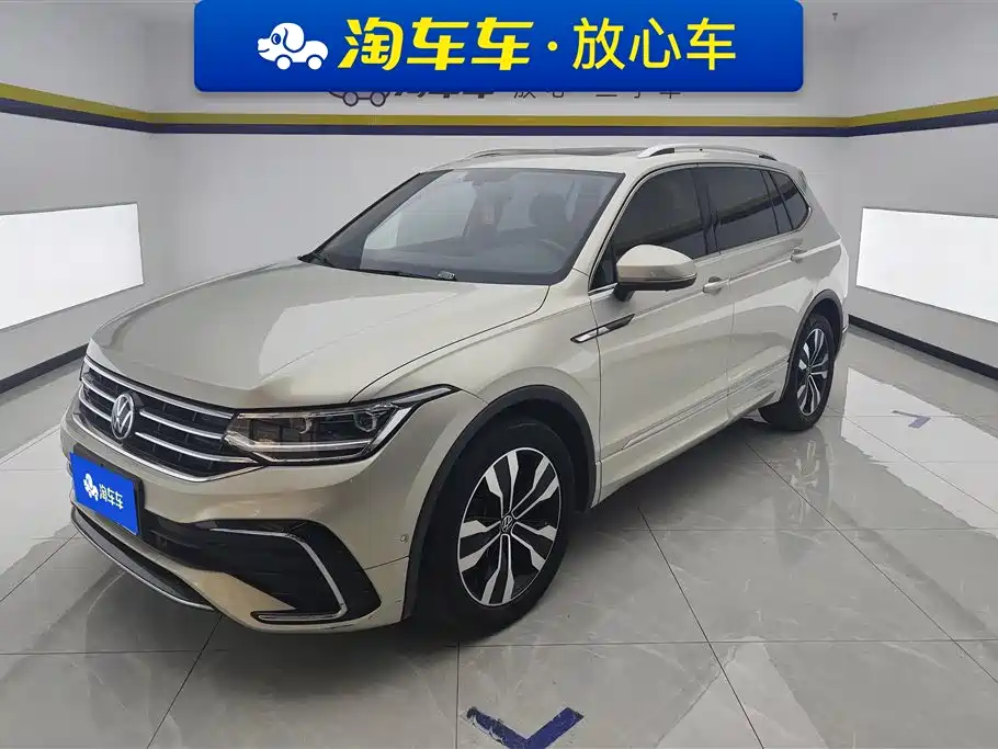 Volkswagen Tiguan L 2022 — фото 1