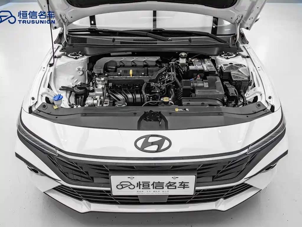 Hyundai Elantra 2024 — фото 19