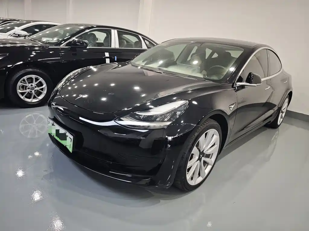 Tesla Model 3 2020 — фото 1