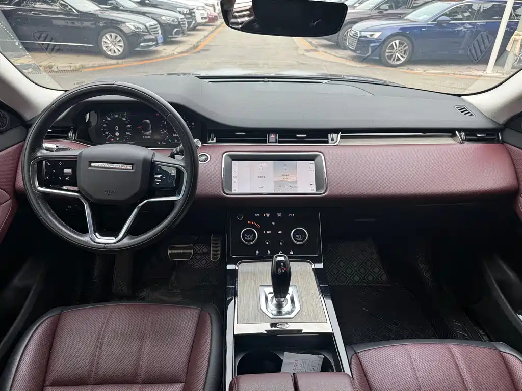 Land Rover Evoque 2021 — фото 6