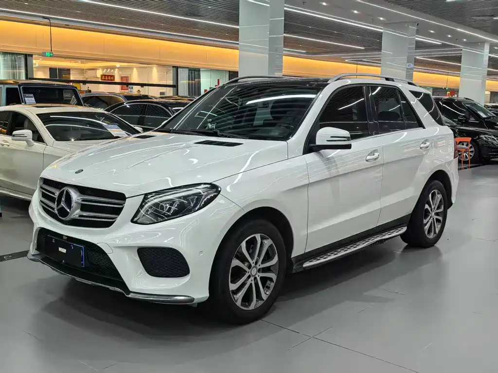 Mercedes-Benz GLE 2016