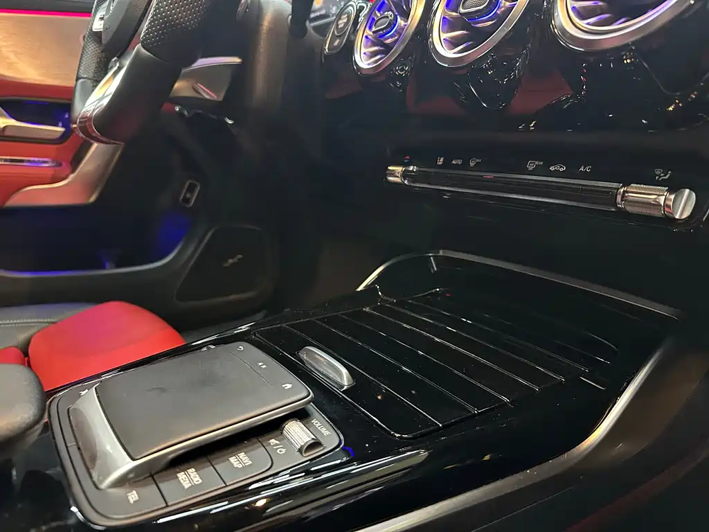 Mercedes-Benz CLA AMG 2021 — фото 12