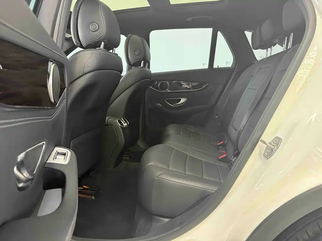 Mercedes-Benz GLC 2016