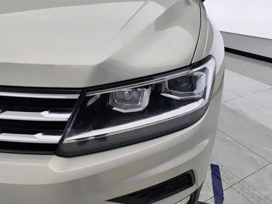 Volkswagen Tiguan L 2020 — фото 5