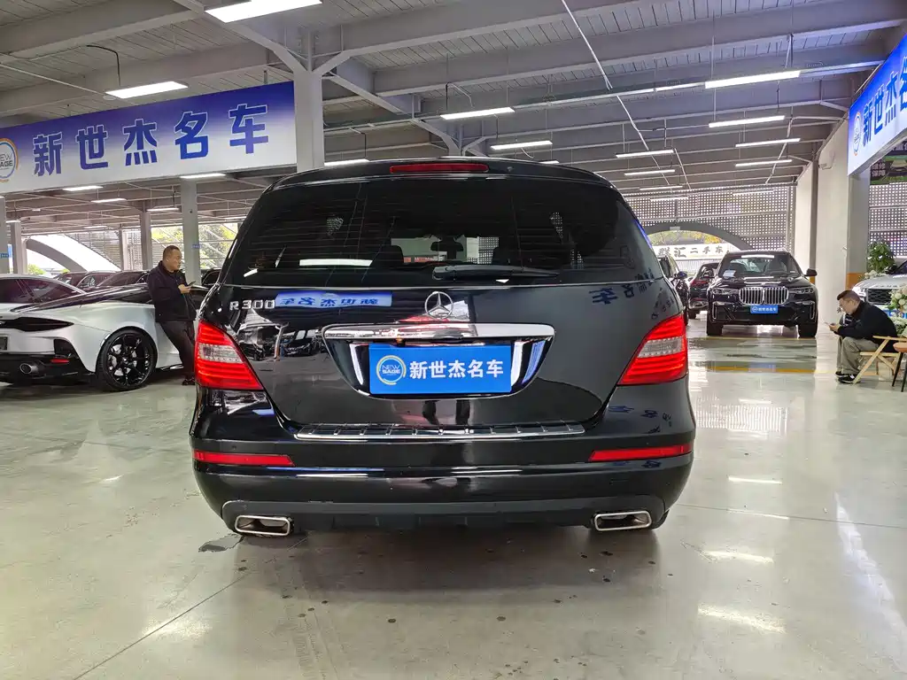 Mercedes-Benz R-Class 2014 — фото 16