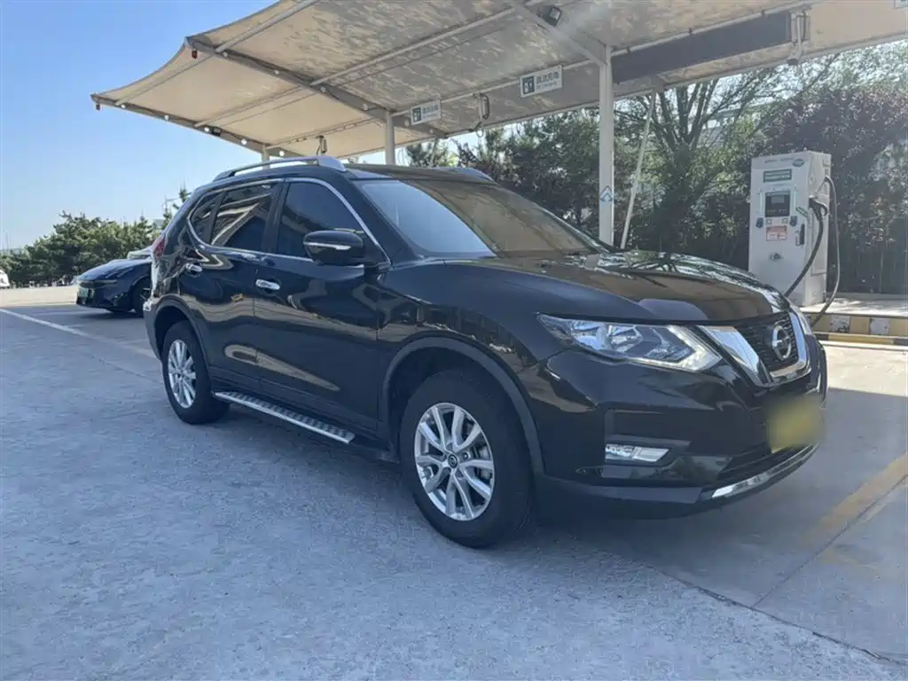 Nissan X-Trail 2018 — фото 10