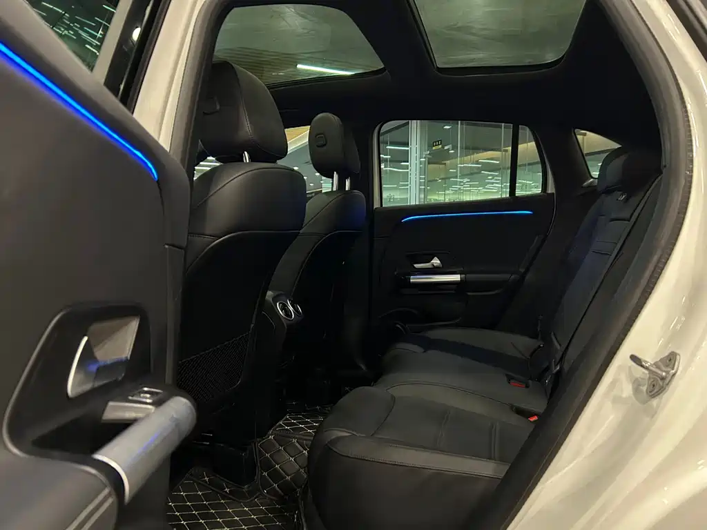 Mercedes-Benz GLA 2023