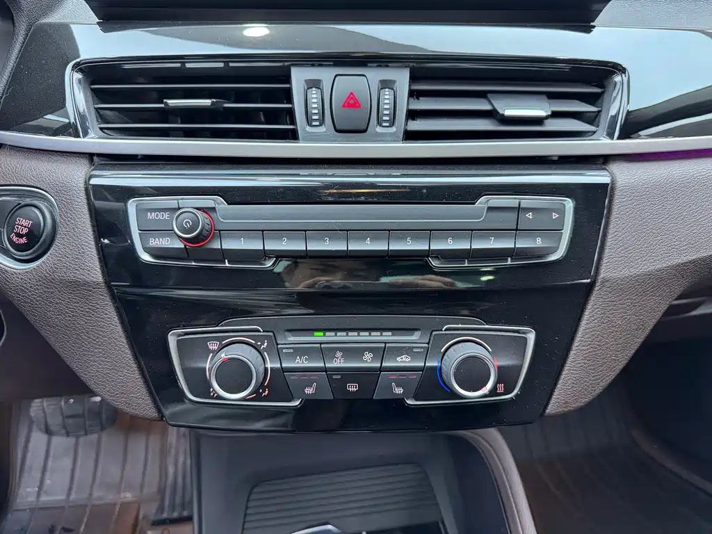 BMW X1 2022 — фото 14