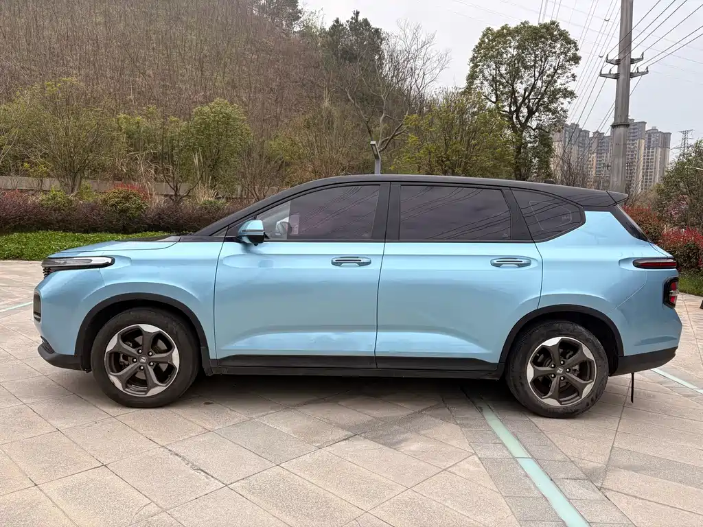 Baojun RM-5 2020 — фото 15