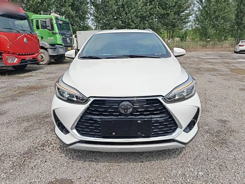 Toyota Yaris L 2022