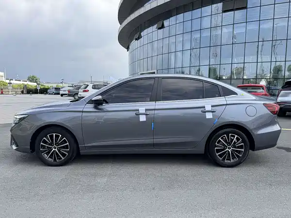 Roewe i5 2022