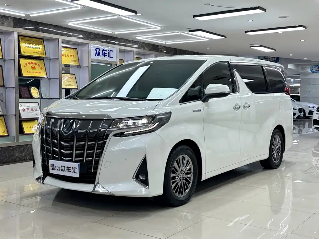 Toyota Alphard 2021 — фото 1