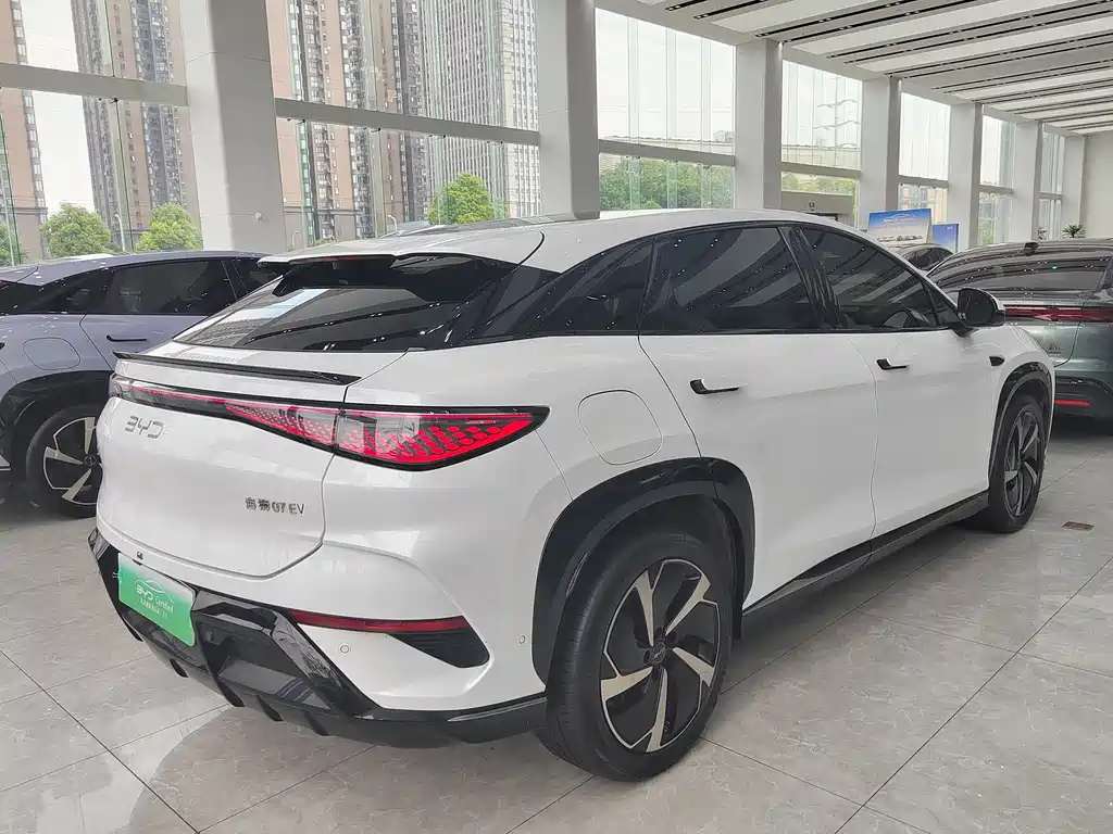 BYD Seal 07 EV 2024 — фото 10