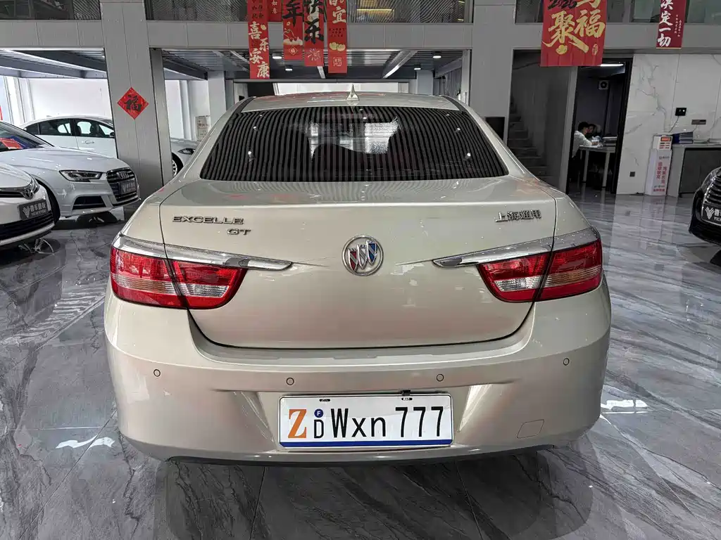 Buick Excelle 2015 — фото 17