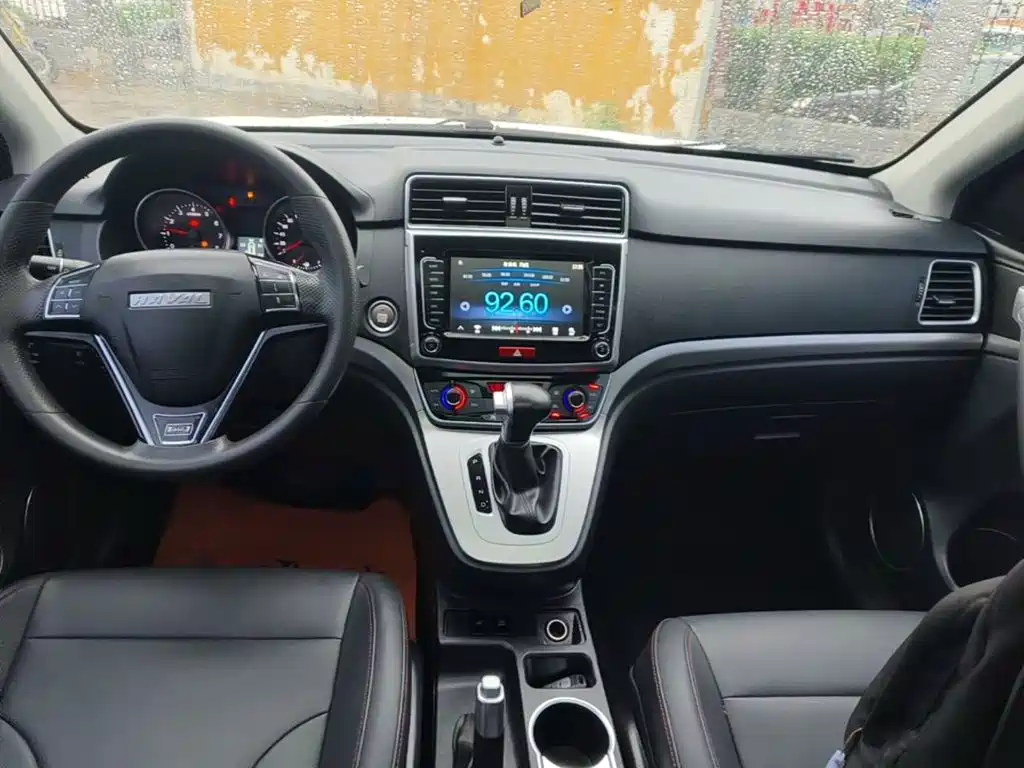 Haval M6 2020 — фото 10
