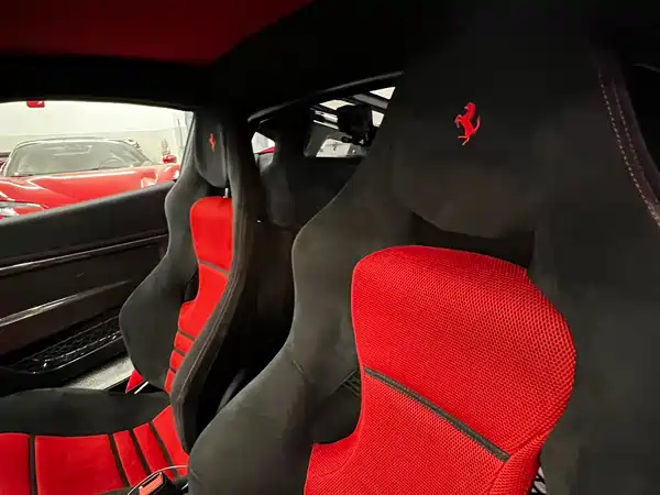 Ferrari 458 2015