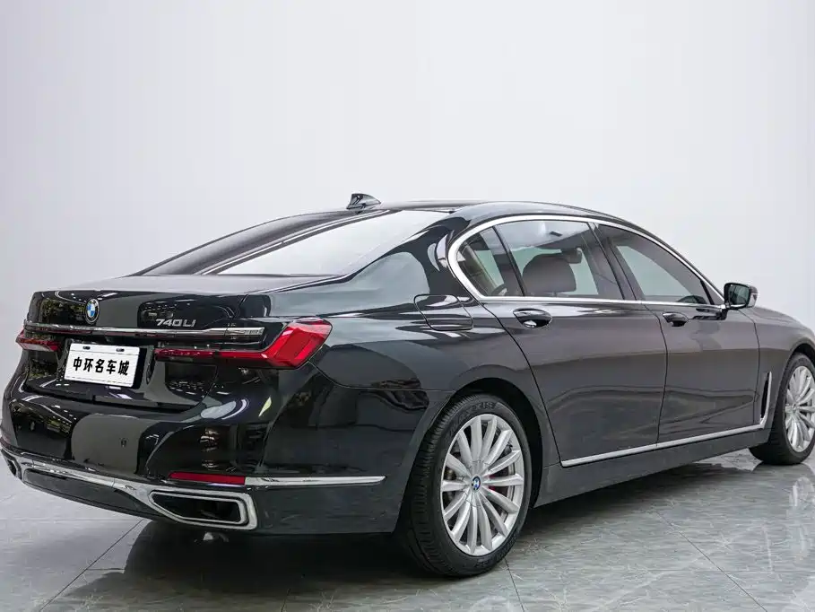 BMW 7 Series 2020 — фото 17