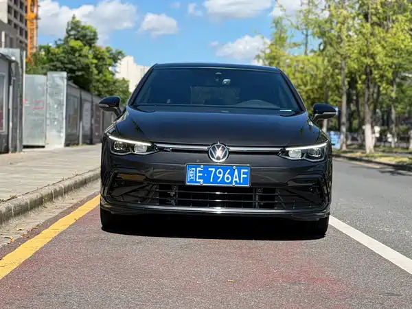 Volkswagen Golf 2022