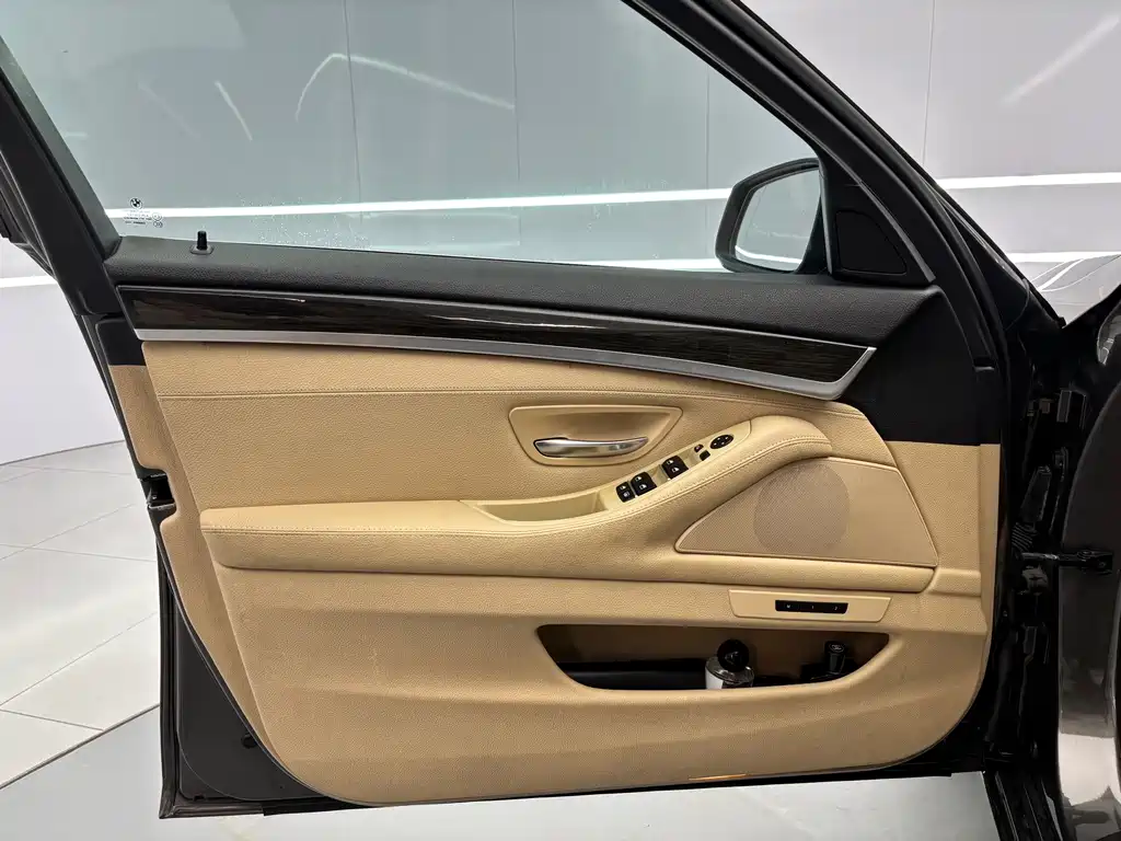BMW 5 Series 2013