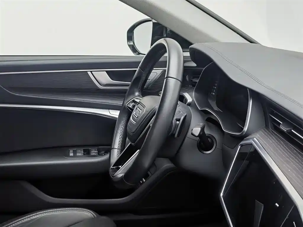 Audi A6L 2023 — фото 22