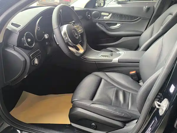 Mercedes-Benz C-Class 2020