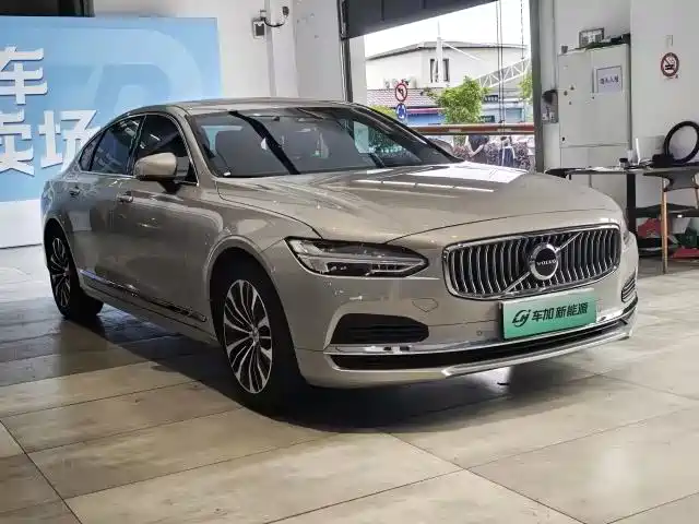 Volvo S90 PHEV 2023 — фото 3
