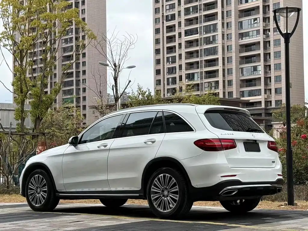 Mercedes-Benz GLC 2017 — фото 4