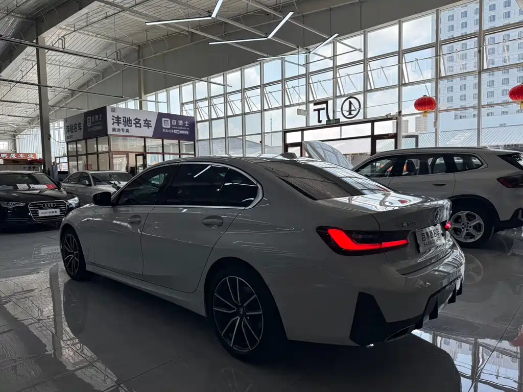 BMW 3 Series 2023