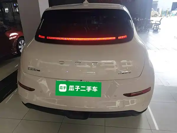 Ora Good Cat 2025