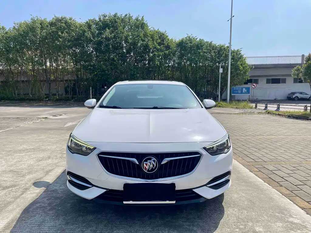Buick Regal 2019 — фото 2