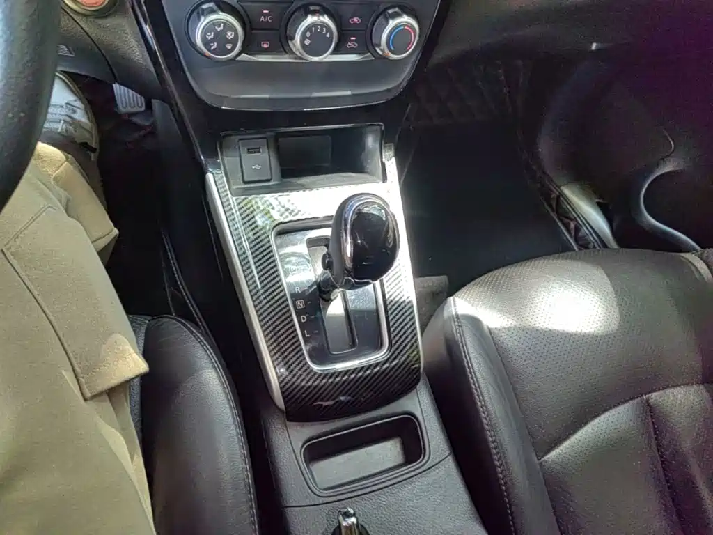 Nissan Sylphy 2019 — фото 14