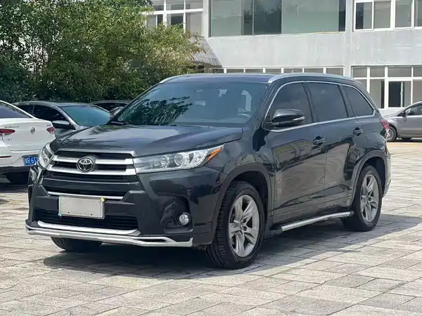 Toyota Highlander 2020