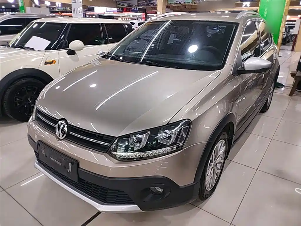 Volkswagen Polo 2016 — фото 1