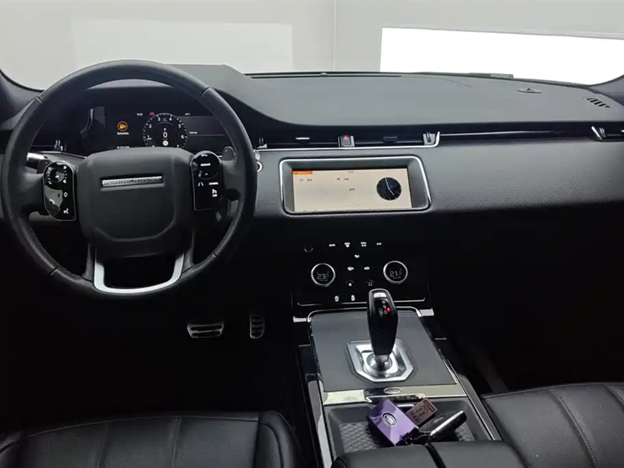 Land Rover Evoque 2021 — фото 12