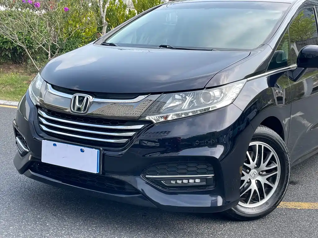 Honda Odyssey 2019 — фото 17