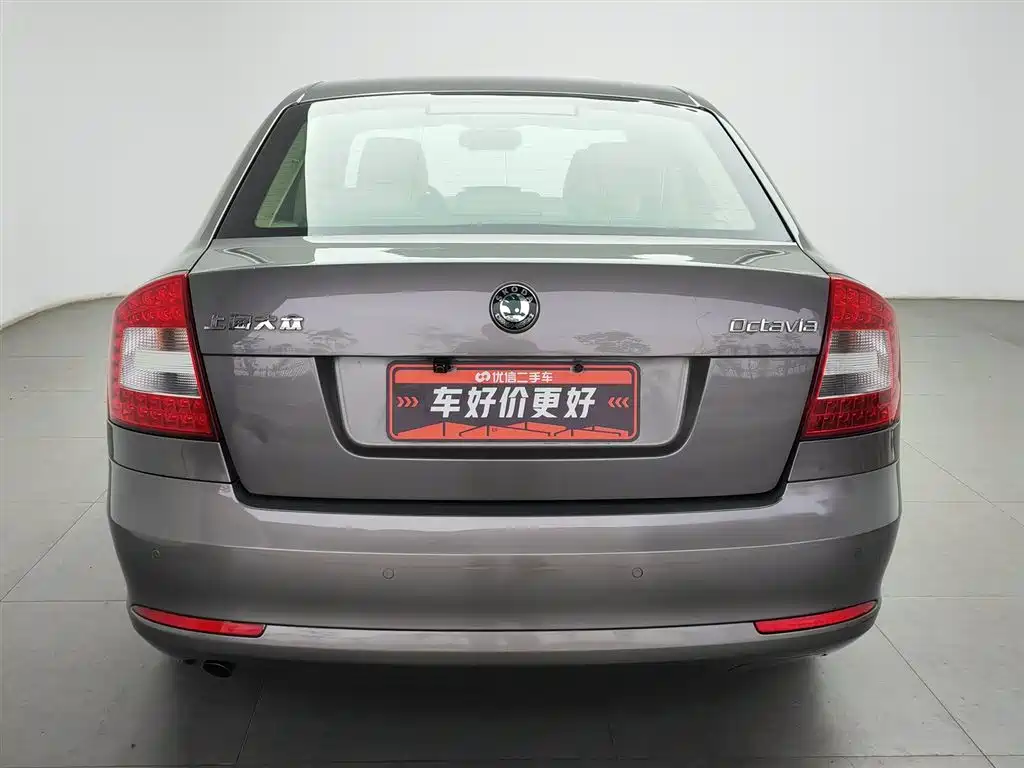 Skoda Octavia 2013 — фото 4