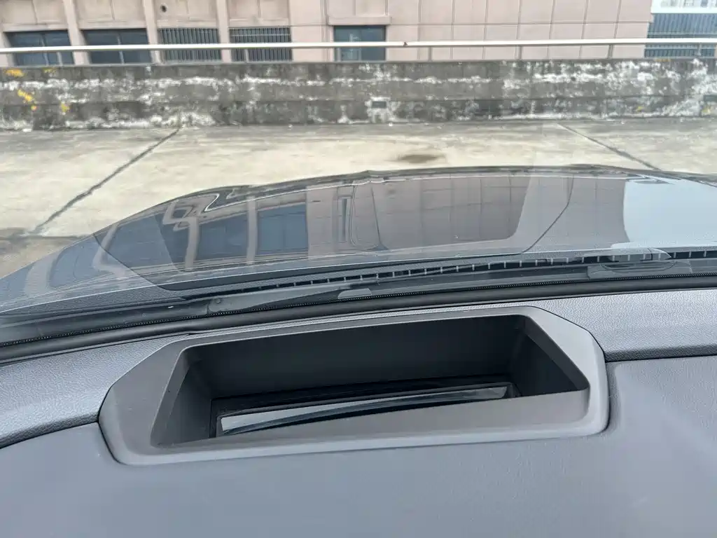 Geely Xingyue L 2023 — фото 15
