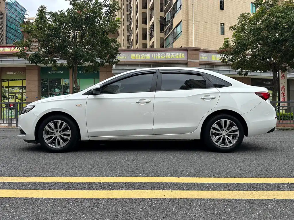 Buick Excelle 2021