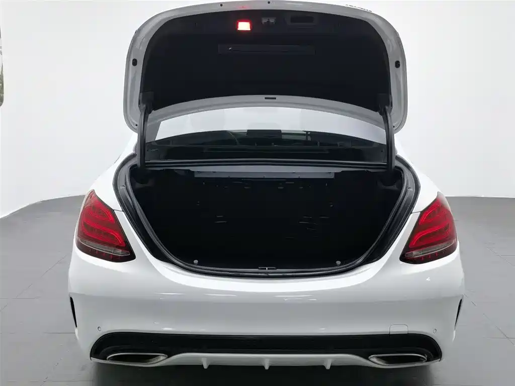 Mercedes-Benz C-Class 2018 — фото 16