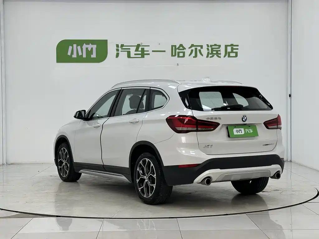 BMW X1 2022 — фото 4
