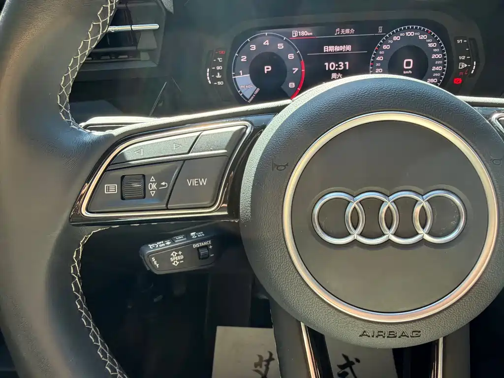 Audi A3 2023 — фото 18