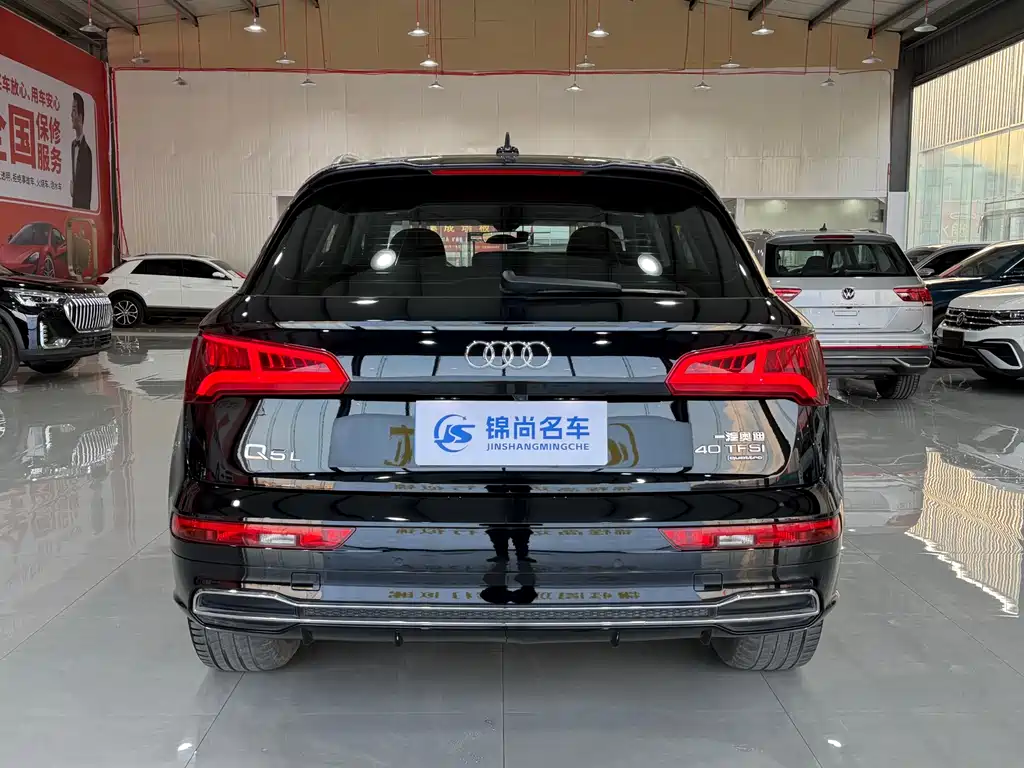 Audi Q5L 2019 — фото 21