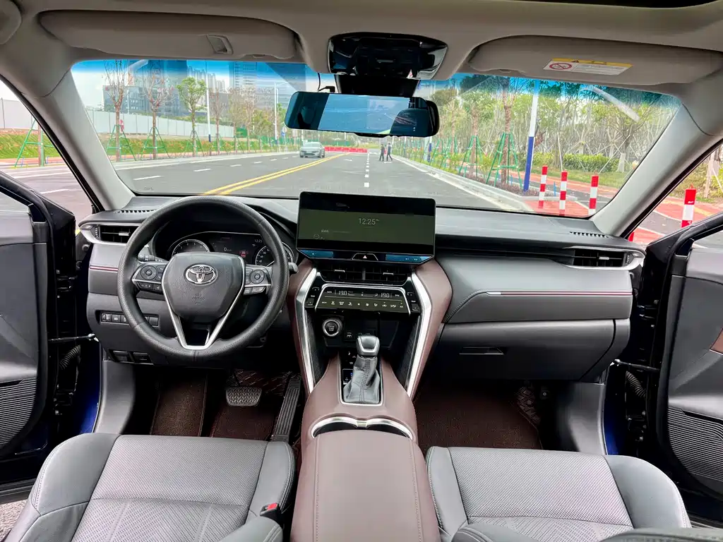 Toyota Harrier 2022 — фото 16