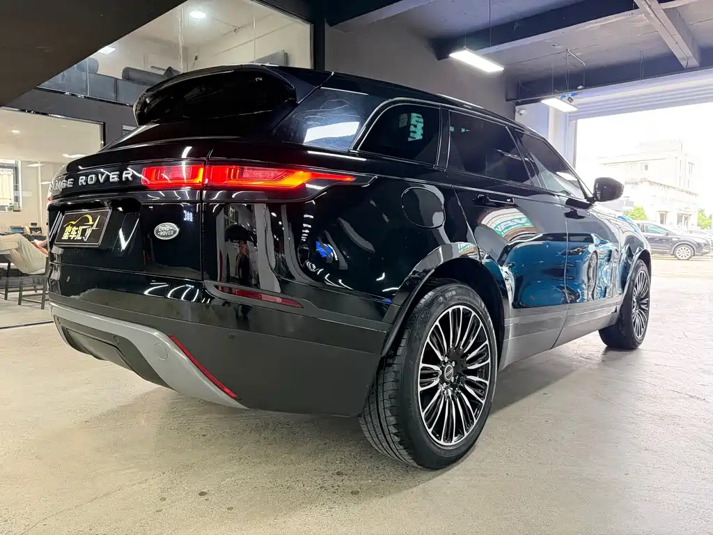 Land Rover Range Rover Velar 2018 — фото 13