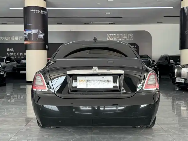 Rolls-Royce Ghost 2024