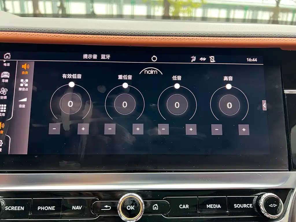 Bentley Flying Spur 2022 — фото 17