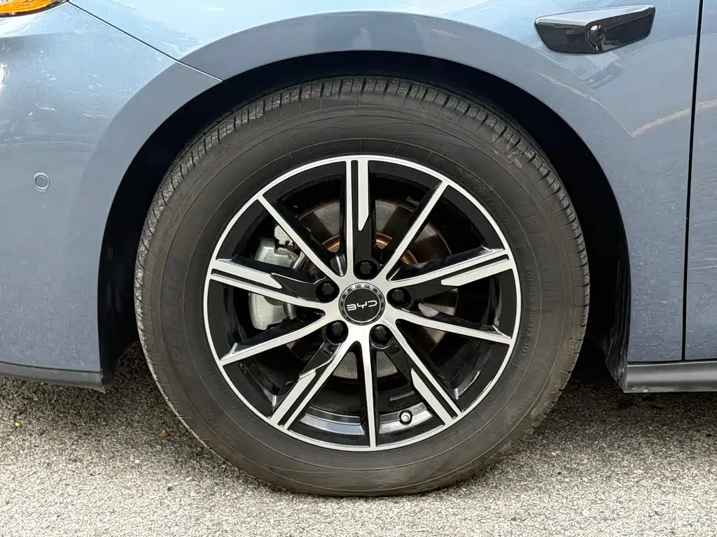 BYD Seal 06 2025