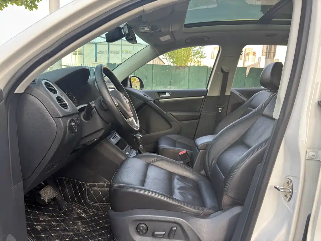 Volkswagen Tiguan 2015 — фото 4