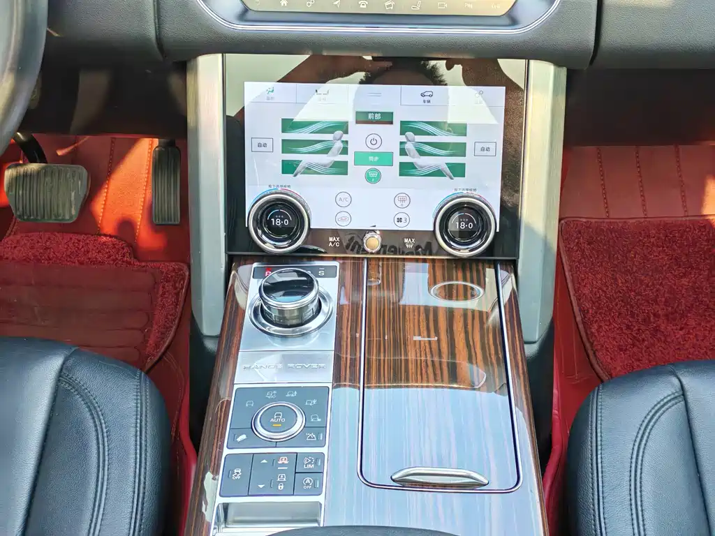 Land Rover Range Rover 2018 — фото 14